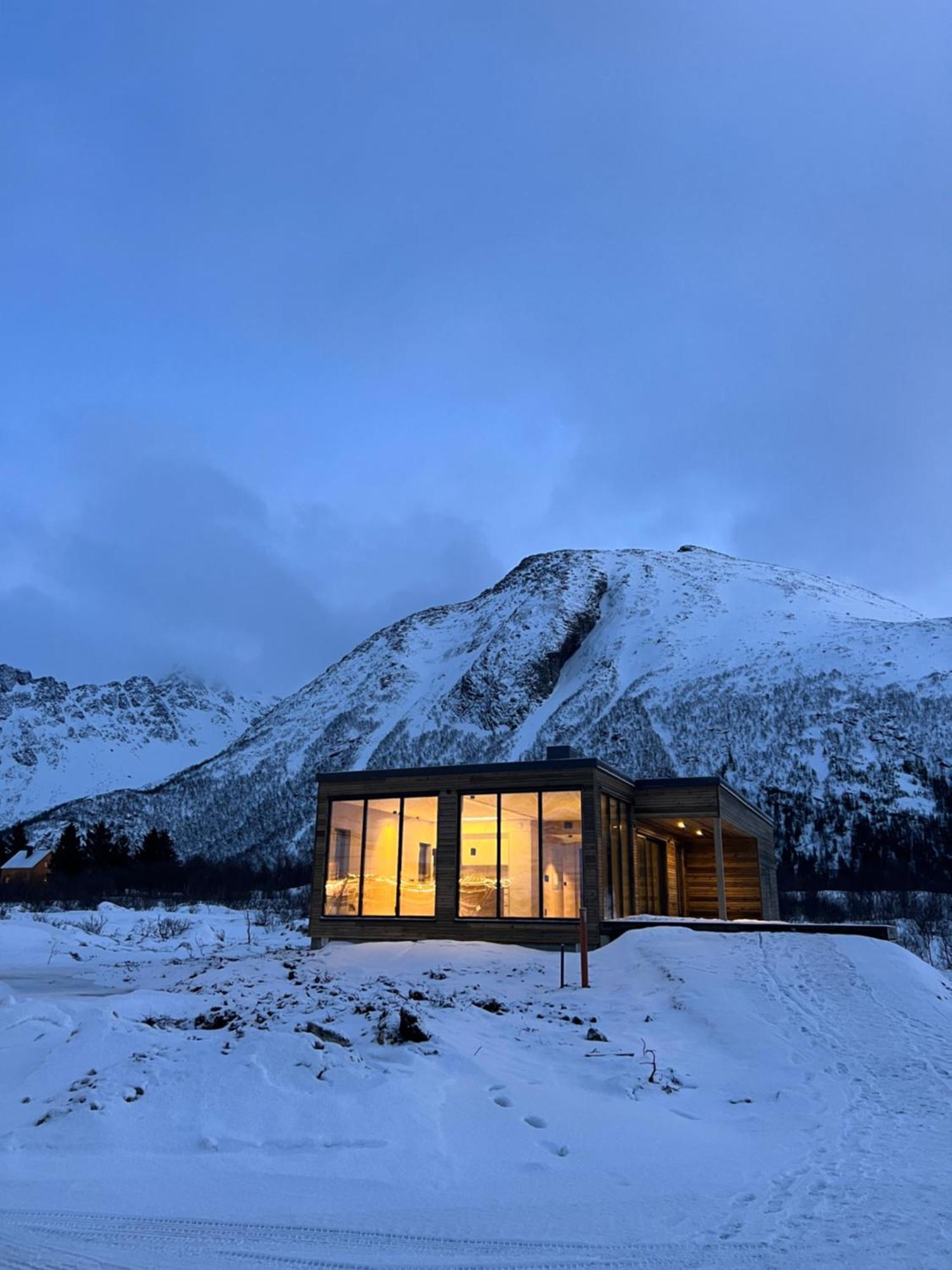 فيلا Lyngvaer Luggombu Kleppstad المظهر الخارجي الصورة